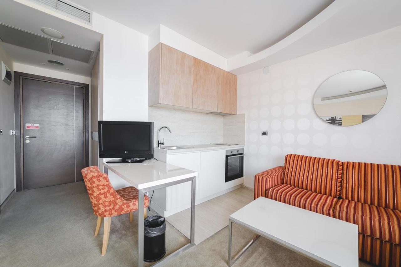 Hotel & Apartments Hec Residence Светі-Стефан Екстер'єр фото